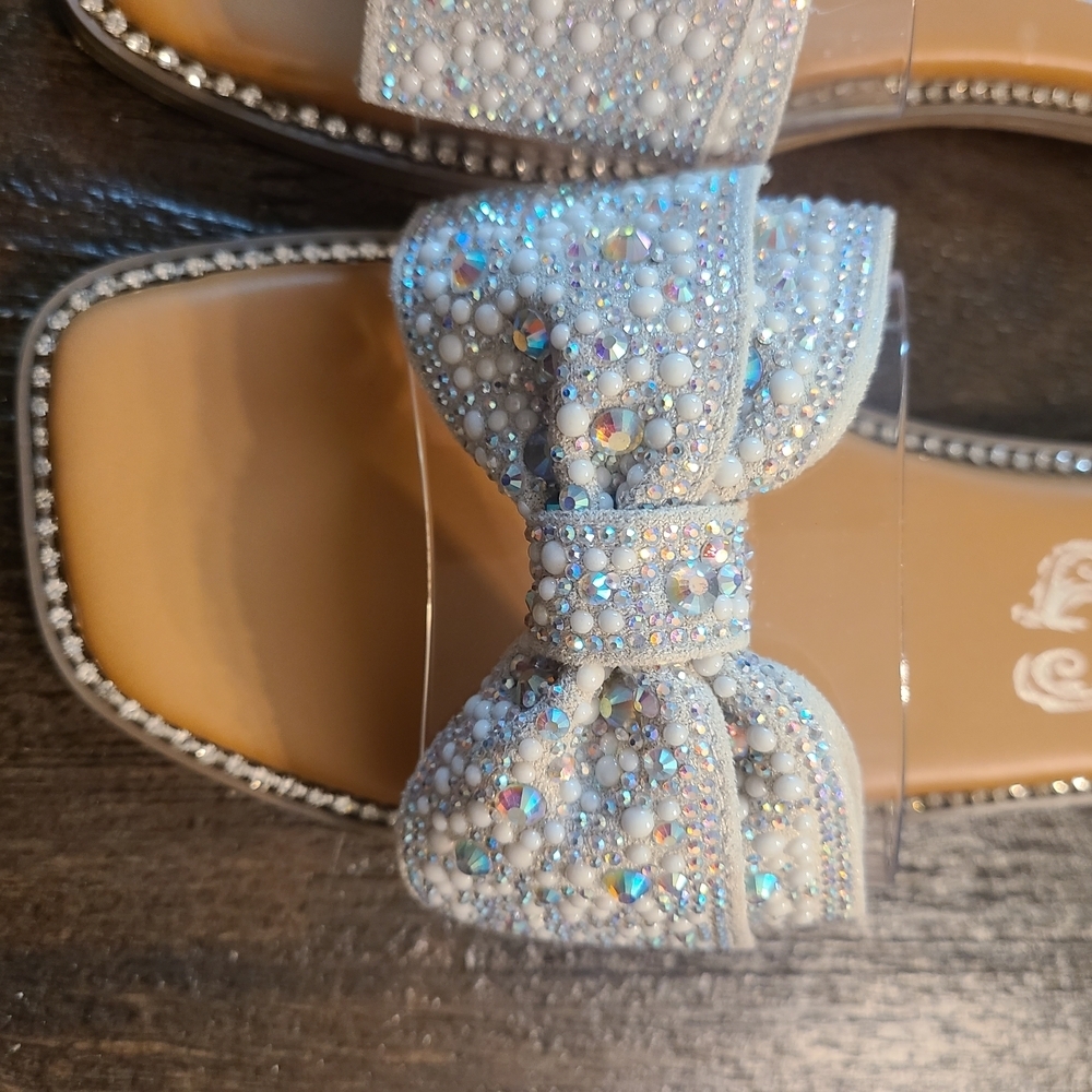 Very G Jessica Sandals with Rhinestone Bow - Picture 2 of 3